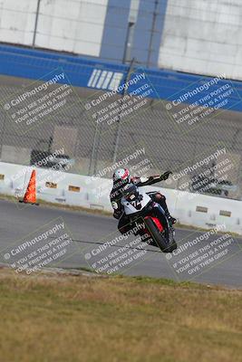 media/Nov-26-2022-Fastrack Riders (Sat) [[b001e85eef]]/Level 2/Session 3 Outside Turn 9/